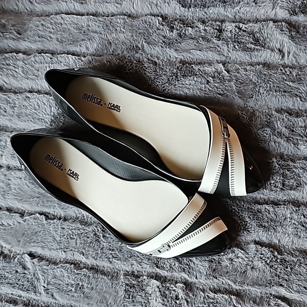 Melissa + Karl Lagerfeld Trippy slip-on pointed flat jelly shoes size 10 (9.5)